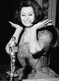 Sophia-loren-vincitrice-oscar-la-ciociara
