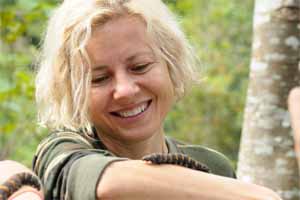 antonella elia trionfa isola dei famosi 2012