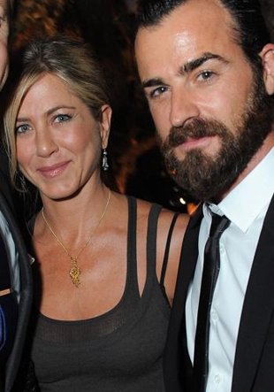 jennifer aniston e justin theroux sposi a creta
