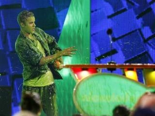 michelle obama kids choice awards