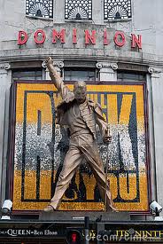 freddie mercury presente al dominion theatre