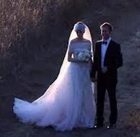 anne-hathaway-sposa-adam-a-sorpresa