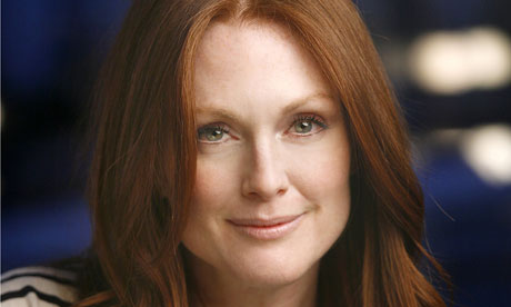 julianne moore derubata