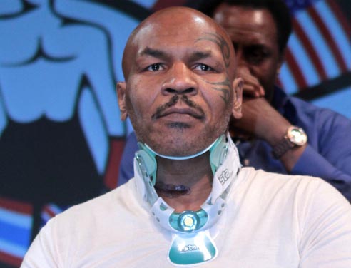 mike tyson intervento al collo