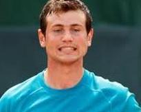 sergey-bubka-jr-cade-dal-terzo-piano