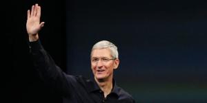 ceo apple tim cook gay