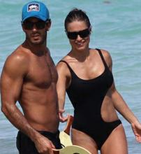 lola-ponce-aaron-diaz